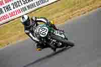 Vintage-motorcycle-club;eventdigitalimages;mallory-park;mallory-park-trackday-photographs;no-limits-trackdays;peter-wileman-photography;trackday-digital-images;trackday-photos;vmcc-festival-1000-bikes-photographs